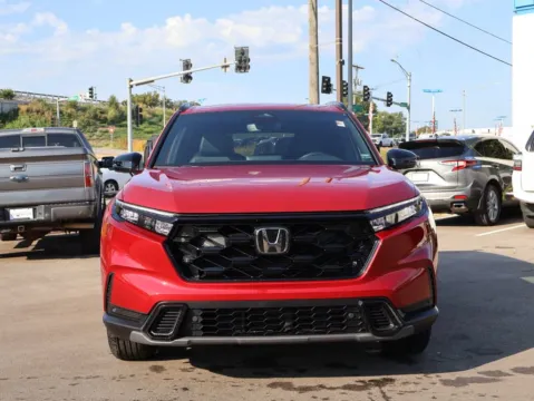 Photos of 2025 Honda CR-V Hybrid Sport-L for sale in Kansas City, MO at Jay Wolfe Honda