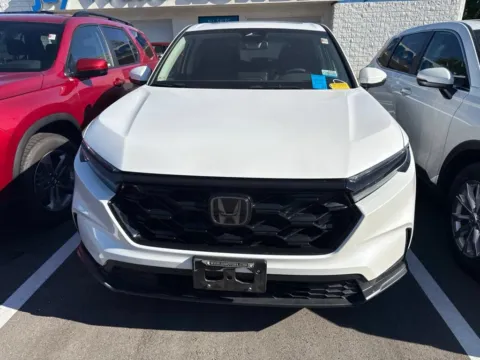 Photos of 2024 Honda CR-V EX for sale in Kansas City, MO at Jay Wolfe Honda
