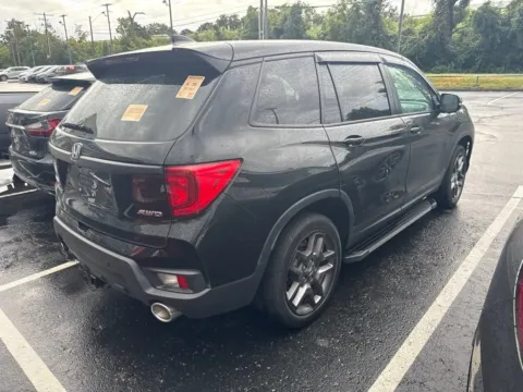 More photos of 2022 Honda Passport EX-L at Jay Wolfe Honda, MO