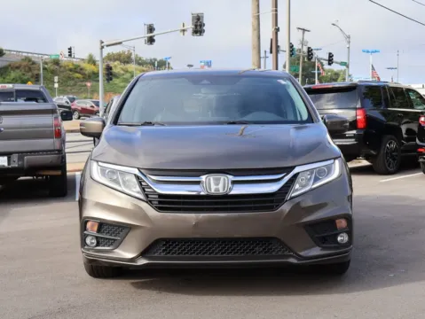 Photos of 2018 Honda Odyssey EX-L for sale in Kansas City, MO at Jay Wolfe Honda