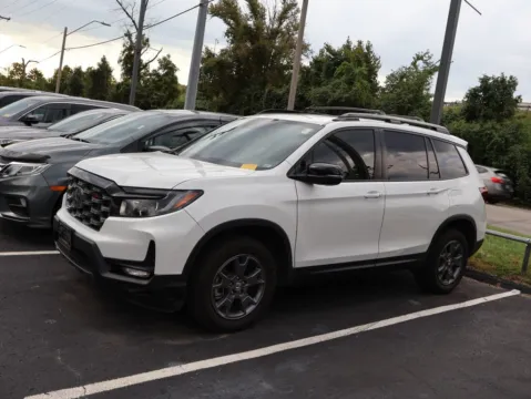 More photos of 2022 Honda Passport TrailSport at Jay Wolfe Honda, MO