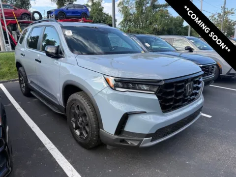 Gray 2025 Honda Pilot TrailSport for sale in Kansas City, MO