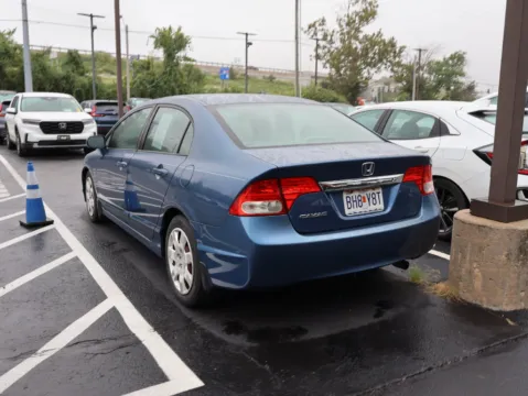 More photos of 2010 Honda Civic Sdn LX at Jay Wolfe Honda, MO