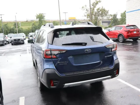 More photos of 2022 Subaru Outback Limited at Jay Wolfe Honda, MO
