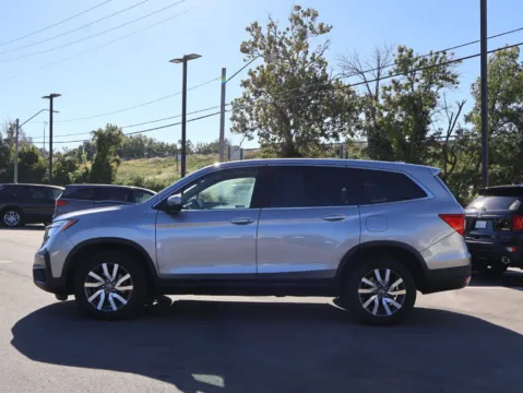 More photos of 2019 Honda Pilot EX-L at Jay Wolfe Honda, MO