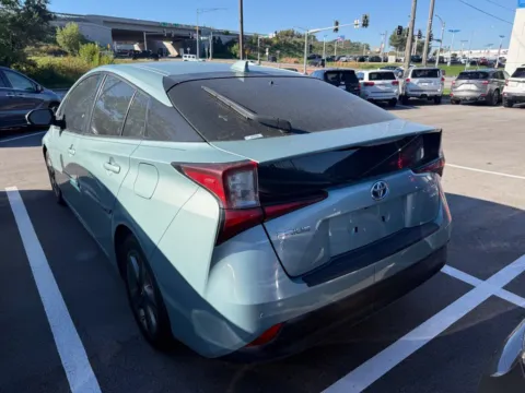 More photos of 2020 Toyota Prius Limited at Jay Wolfe Honda, MO