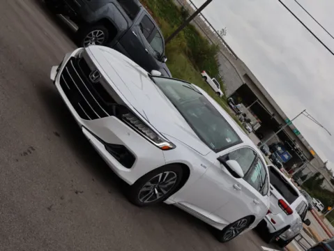 Another view of 2021 Honda Accord Hybrid EX-L for sale in Kansas City, MO at Jay Wolfe Honda