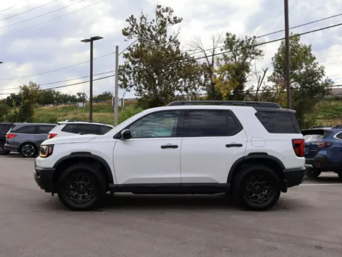 More photos of 2026 Honda Passport TrailSport Elite Blackout at Jay Wolfe Honda, MO