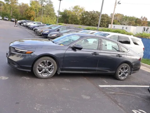 More photos of 2023 Honda Accord Sedan EX at Jay Wolfe Honda, MO