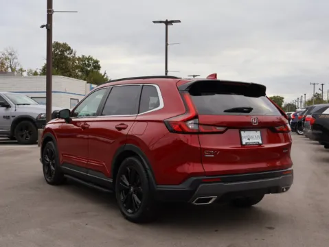More photos of 2025 Honda CR-V Hybrid Sport Touring at Jay Wolfe Honda, MO