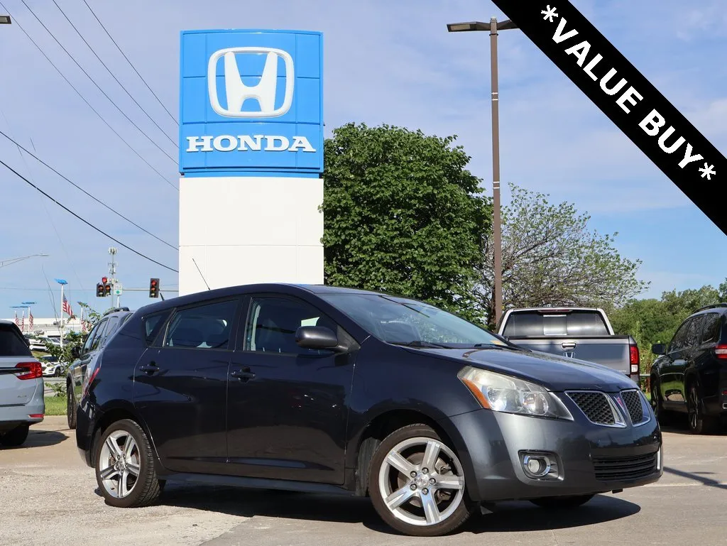 Used 2010 Pontiac Vibe w/1SB for sale in Kansas City, MO at Jay