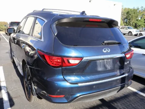 More photos of 2019 INFINITI QX60 LUXE at Jay Wolfe Honda, MO