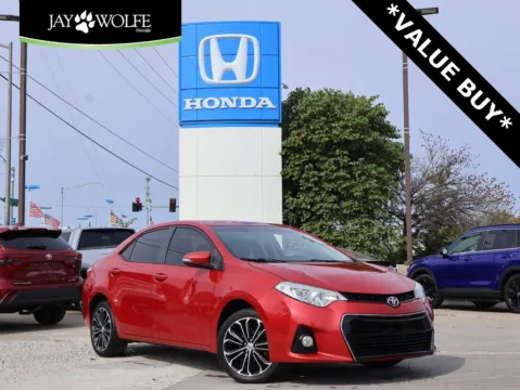 Red 2014 Toyota Corolla S Plus for sale in Kansas City, MO