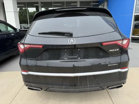 More photos of 2022 Acura MDX w/Advance Package at Jay Wolfe Honda, MO