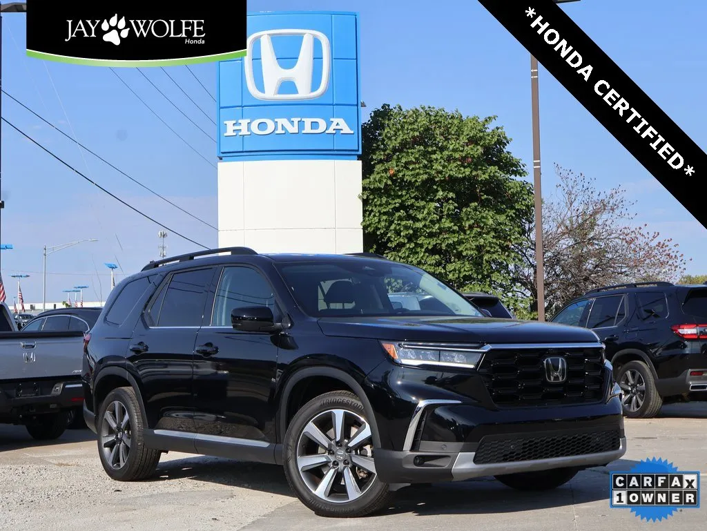 Black 2024 Honda Pilot Elite for sale in Kansas City, MO