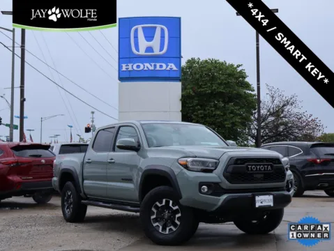 Gray 2022 Toyota Tacoma TRD Off Road for sale in Kansas City, MO