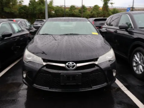 Photos of 2017 Toyota Camry SE for sale in Kansas City, MO at Jay Wolfe Honda