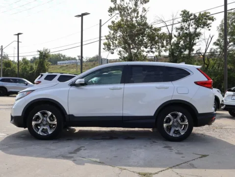 More photos of 2019 Honda CR-V EX at Jay Wolfe Honda, MO