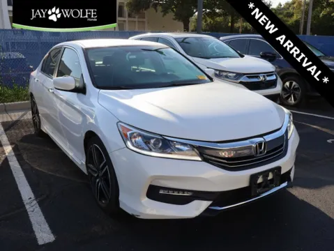 White 2017 Honda Accord Sedan Sport SE for sale in Kansas City, MO