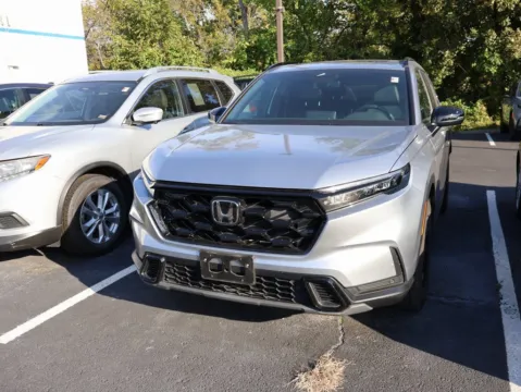 Another view of 2024 Honda CR-V Hybrid Sport-L for sale in Kansas City, MO at Jay Wolfe Honda