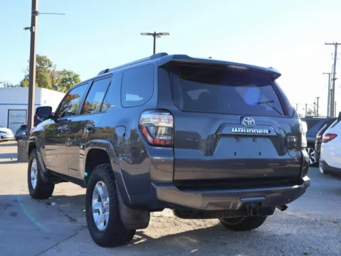 More photos of 2021 Toyota 4Runner SR5 at Jay Wolfe Honda, MO