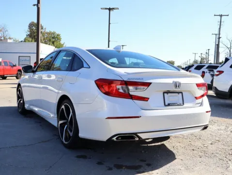 More photos of 2018 Honda Accord Sedan Sport 1.5T at Jay Wolfe Honda, MO