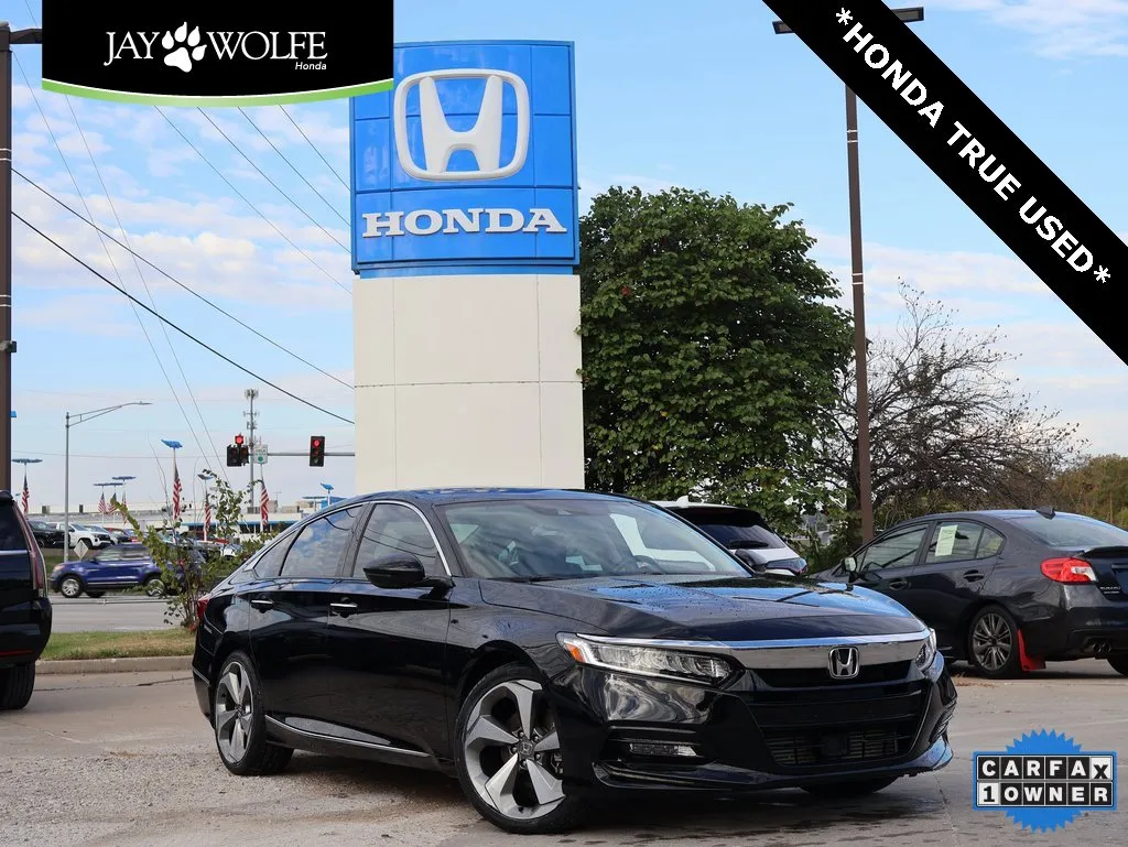 Black 2019 Honda Accord Sedan Touring 2.0T for sale in Kansas City, MO