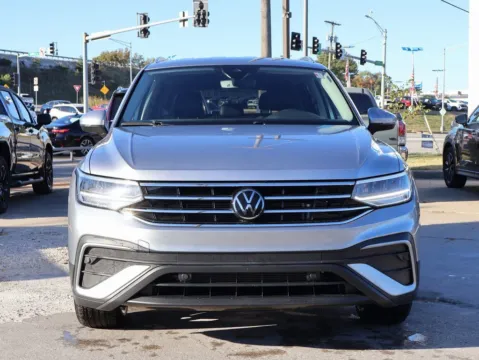 Photos of 2022 Volkswagen Tiguan SE for sale in Kansas City, MO at Jay Wolfe Honda
