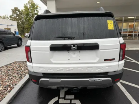 More photos of 2026 Honda Passport TrailSport Elite at Jay Wolfe Honda, MO