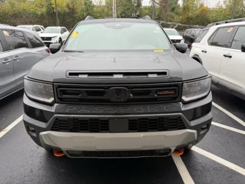 Photos of 2026 Honda Passport TrailSport Elite Blackout for sale in Kansas City, MO at Jay Wolfe Honda