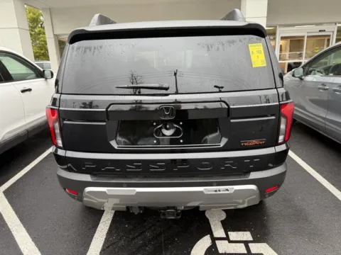 More photos of 2026 Honda Passport TrailSport Elite Blackout at Jay Wolfe Honda, MO
