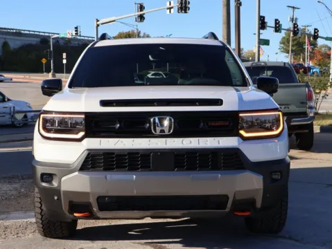 Photos of 2026 Honda Passport TrailSport Elite for sale in Kansas City, MO at Jay Wolfe Honda