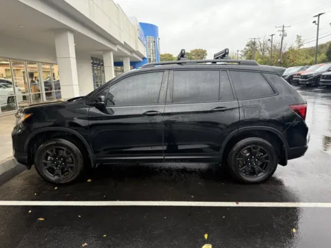 More photos of 2022 Honda Passport TrailSport at Jay Wolfe Honda, MO