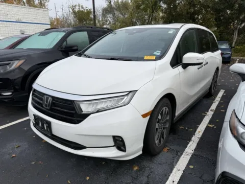 Another view of 2023 Honda Odyssey EX-L for sale in Kansas City, MO at Jay Wolfe Honda