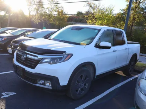 More photos of 2020 Honda Ridgeline RTL-E at Jay Wolfe Honda, MO