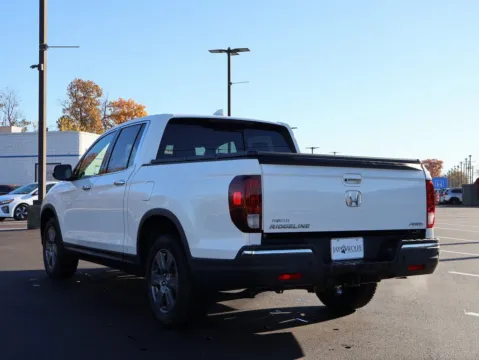 More photos of 2020 Honda Ridgeline RTL-E at Jay Wolfe Honda, MO