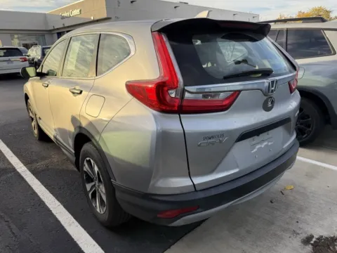 More photos of 2018 Honda CR-V LX at Jay Wolfe Honda, MO