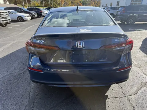 More photos of 2025 Honda Civic Sedan Hybrid Sport at Jay Wolfe Honda, MO