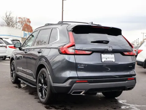 More photos of 2024 Honda CR-V Hybrid Sport Touring at Jay Wolfe Honda, MO