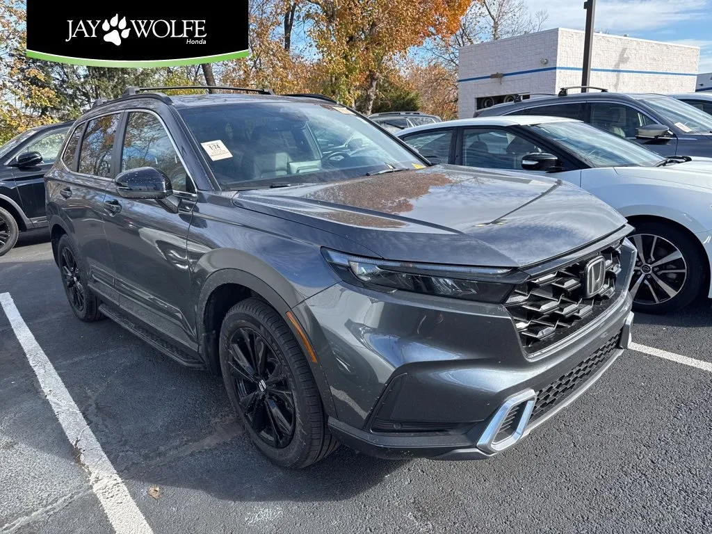 Gray 2024 Honda CR-V Hybrid Sport Touring for sale in Kansas City, MO