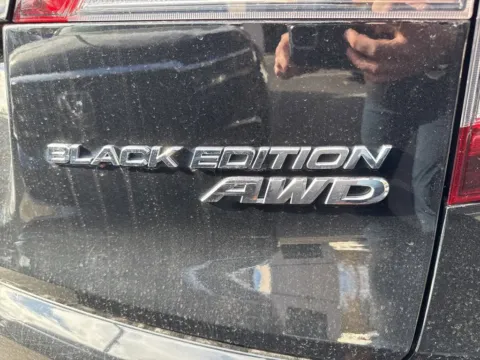 More photos of 2022 Honda Pilot Black Edition at Jay Wolfe Honda, MO
