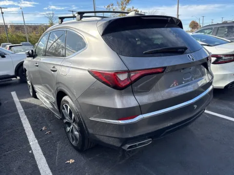 More photos of 2024 Acura MDX w/Technology Package at Jay Wolfe Honda, MO