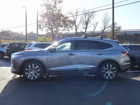 More photos of 2024 Acura MDX w/Technology Package at Jay Wolfe Honda, MO