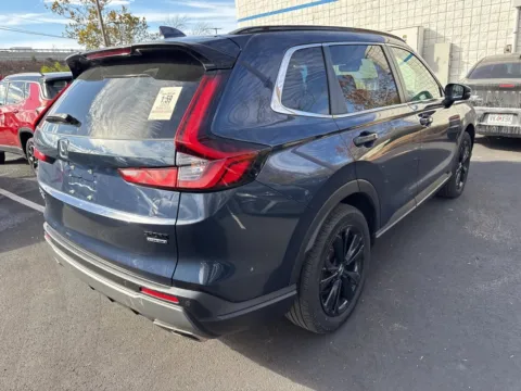More photos of 2023 Honda CR-V Hybrid Sport Touring at Jay Wolfe Honda, MO
