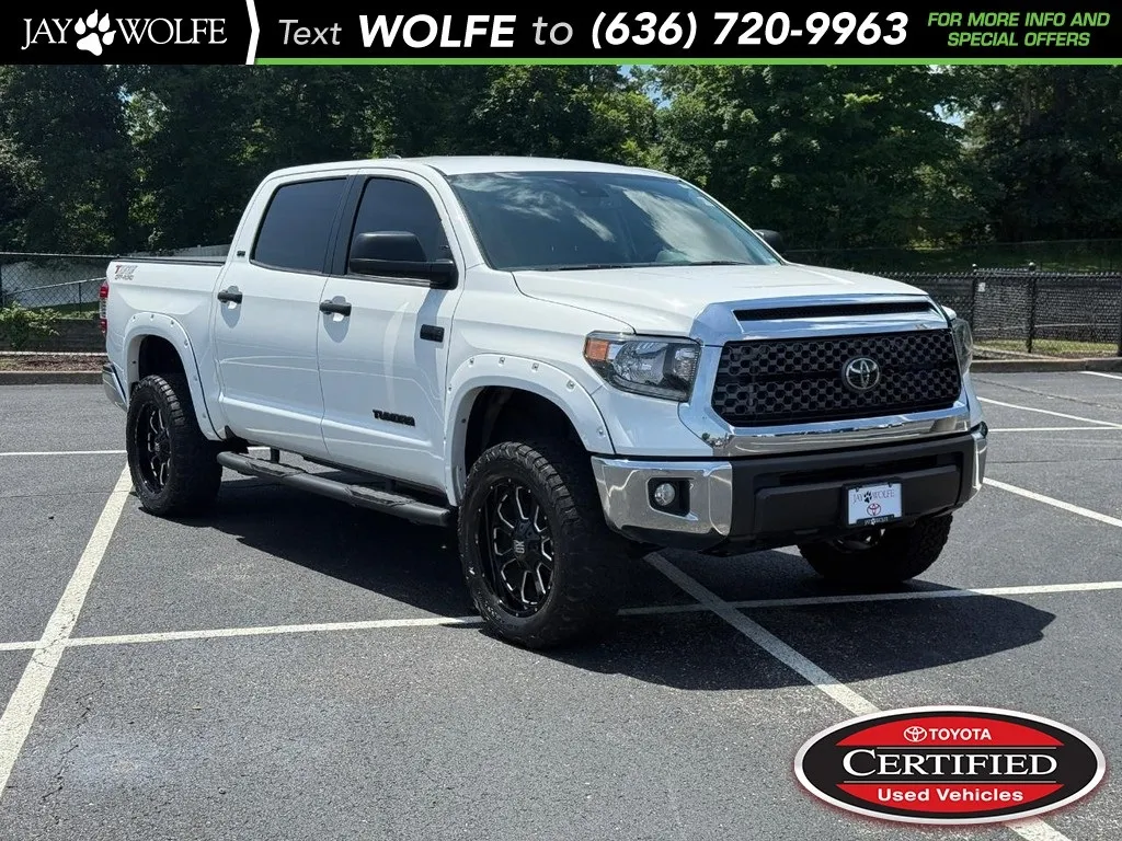 White 2020 Toyota Tundra SR5 for sale in Ballwin, MO