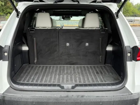 More photos of 2024 Toyota Grand Highlander Hybrid MAX Platinum at Jay Wolfe Toyota of West County, MO