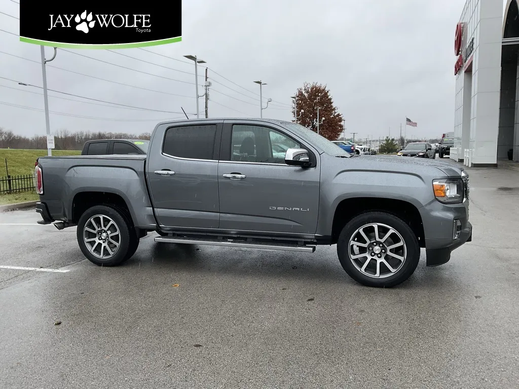 Gray 2021 GMC Canyon Denali for sale in Kansas City, MO