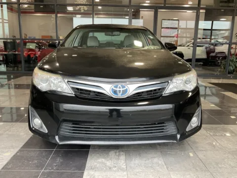Photos of 2013 Toyota Camry Hybrid XLE for sale in Kansas City, MO at Jay Wolfe Toyota