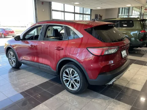 More photos of 2021 Ford Escape SEL at Jay Wolfe Toyota, MO