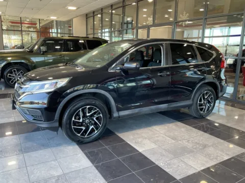 Another view of 2016 Honda CR-V SE for sale in Kansas City, MO at Jay Wolfe Toyota